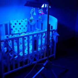 Лампа для лікування жовтухи у новонародженного